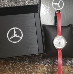 BRAND NEW Mercedes Benz Watch